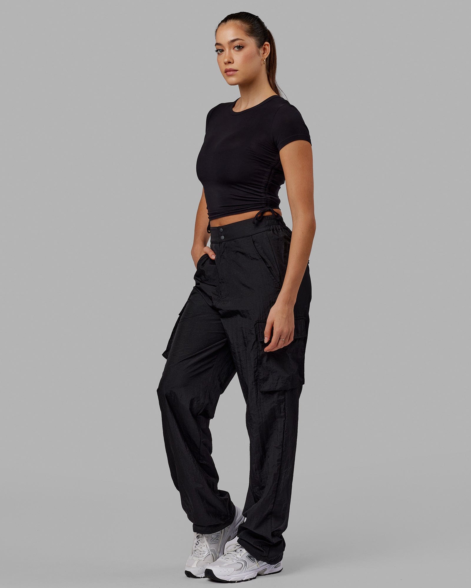 Buy JEAAMKSSER Womens High Waisted Black Cargo Pants with Pockets Baggy  Solid Y2k Streetwear Pants, Black-214, X-Large at Amazon.in
